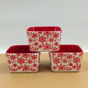 Hallmark Red White Square Ceramic small Bowl Snowflakes Set of 3 Christmas